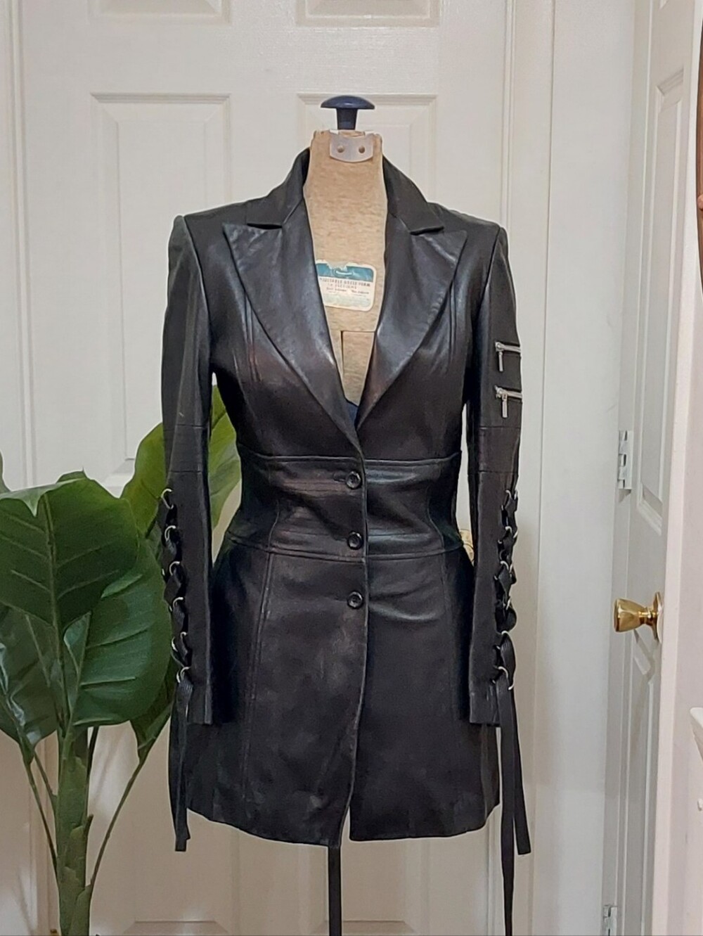 Id Collection Black Leather Lace-Up Blazer Jacket size 4